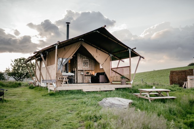 Under the Oak Glamping